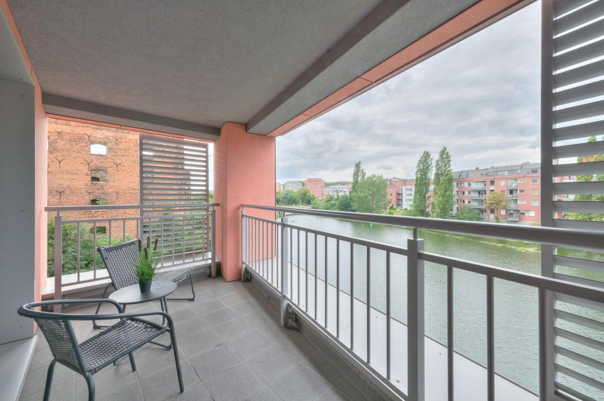 Dom & House - Waterlane Island Apartment
